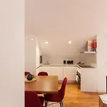Flh Portas Do Sol Duplex With Terrace Lissabon